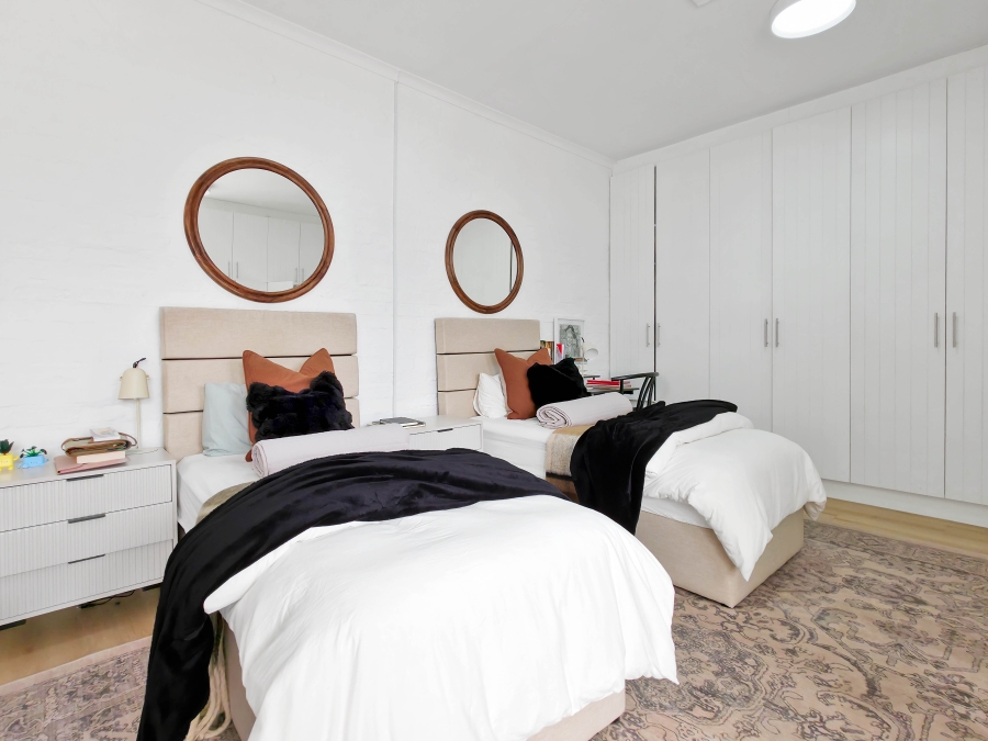 4 Bedroom Property for Sale in Newlands Western Cape